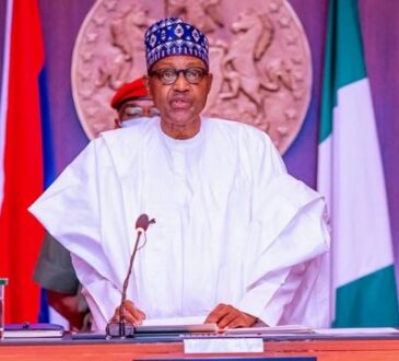 Buhari Appoints New Service Chiefs