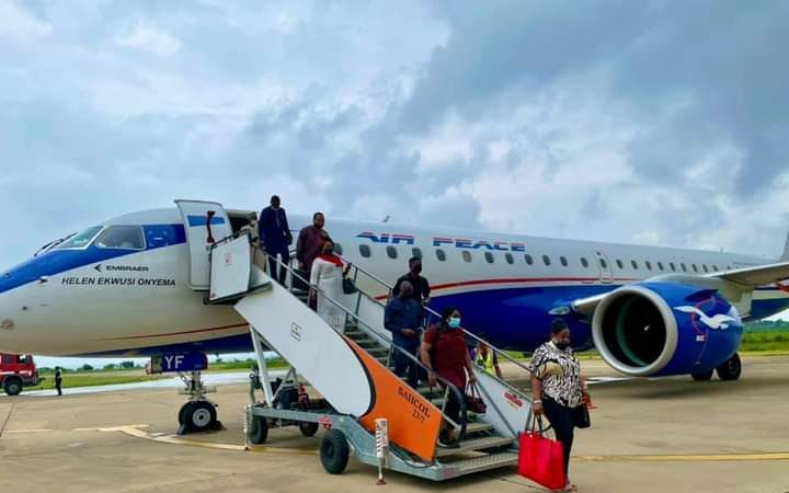 Air Peace commences flight operations to Ibadan, as airline gets royal welcome