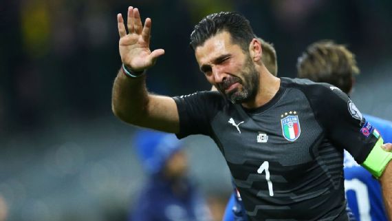 Buffon leaves the Azurris in tears