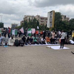 EndSARS: Protest paused at Lekki toll gate for Muslims to observe their prayer