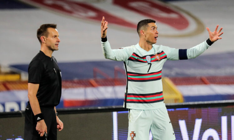 Referee apologises for disallowing Ronaldo’s goal against Serbia
