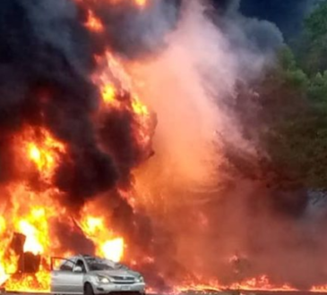 Video - One feared dead, cars burnt as tanker explodes in Ogun