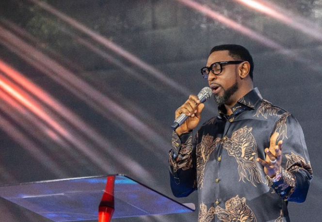 Busola Dakolo vs Pastor Biodun Fatoyinbo