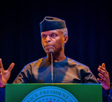 Presidency 2023: Osinbajo denies notifying Buhari of intent