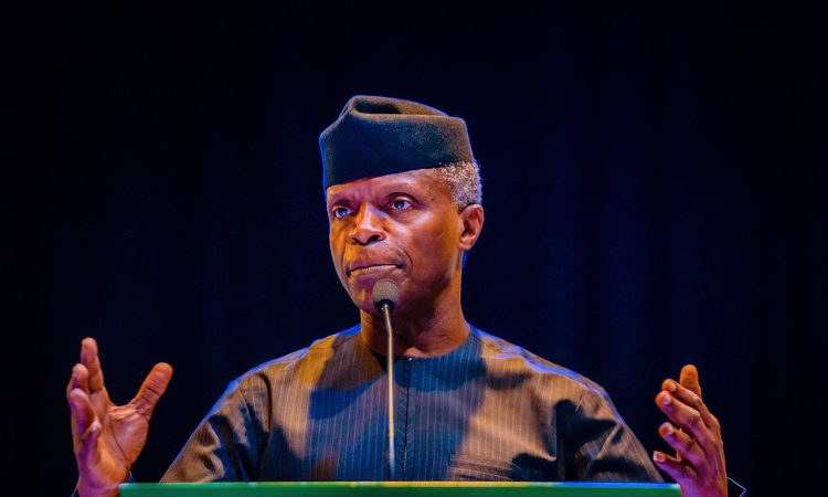 Presidency 2023: Osinbajo denies notifying Buhari of intent