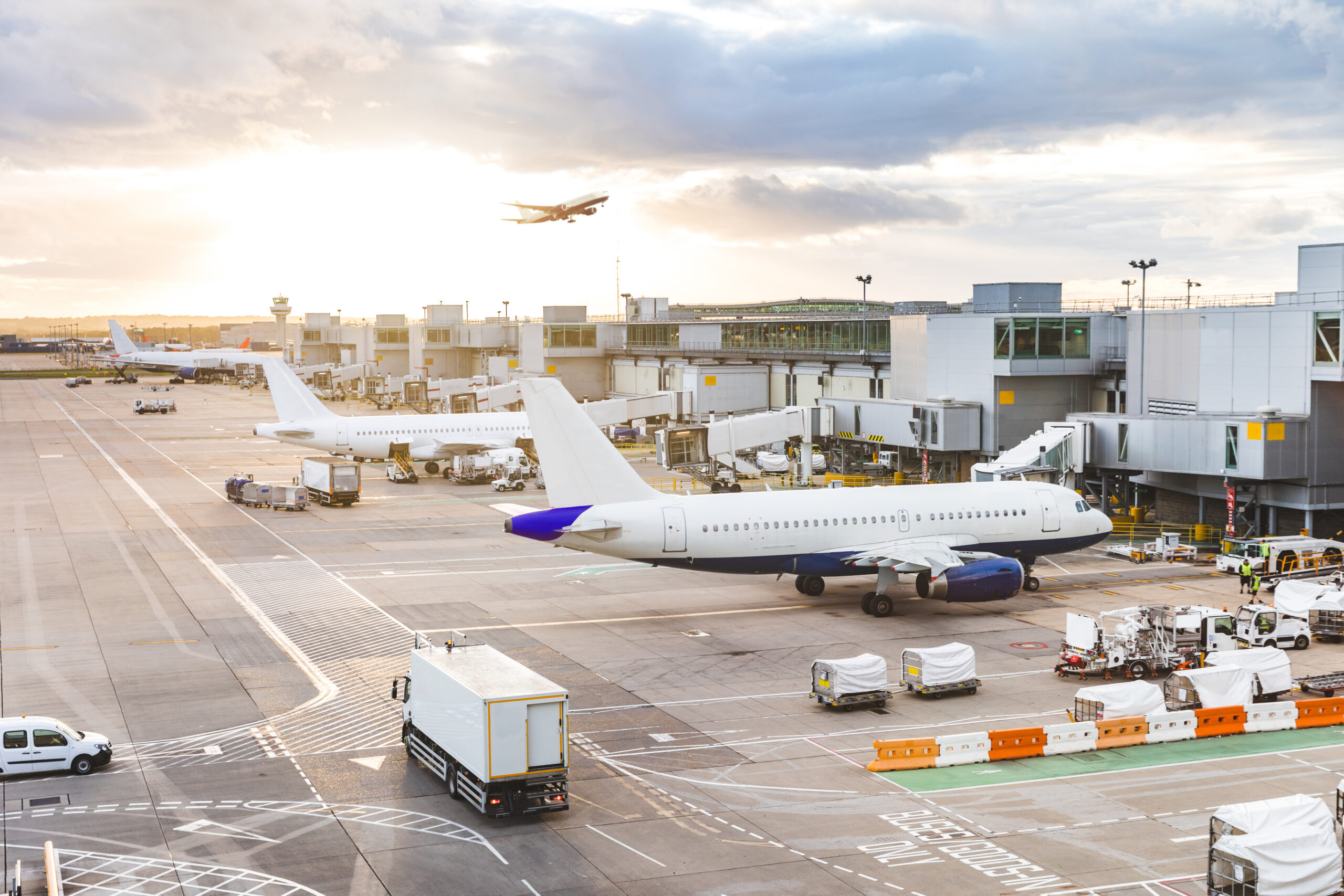 10 New Airports Underway, Says FG